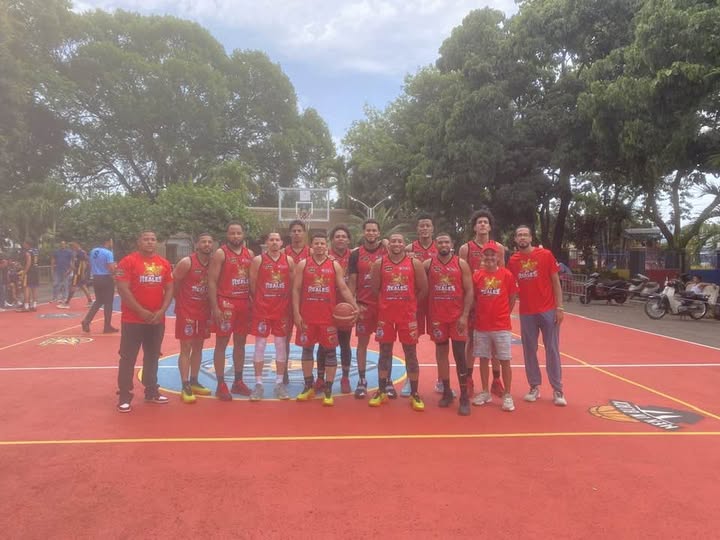 XXI torneo de baloncesto Gabriely y José Taveras el torneo de todos  Serie semifinal:(5-3)