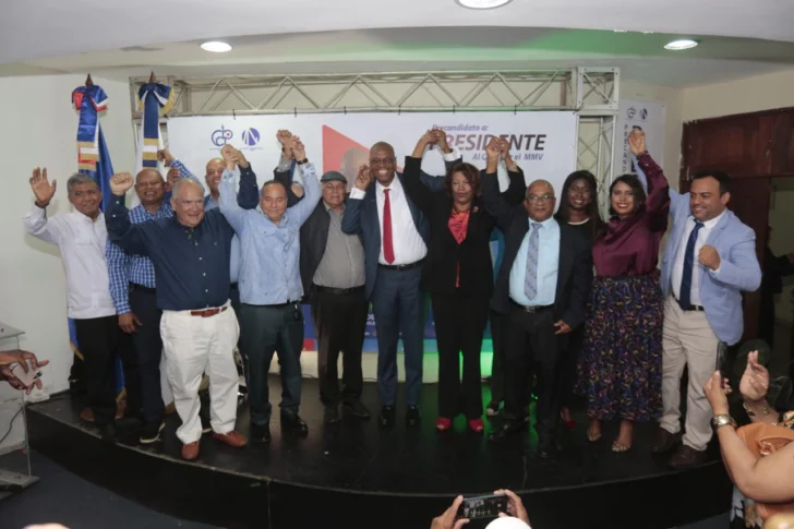 celebran en Cotuí Asamblea social popular par organizar la lucha contra explotación minera de Barrcik Gol