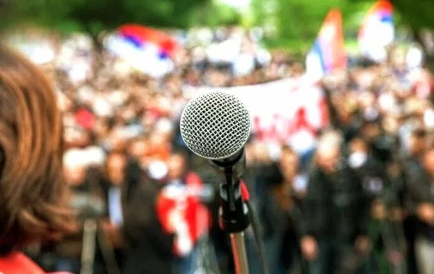 ortada  Perspectivas Noticiosas El eterno dilema: educación política o adoctrinar